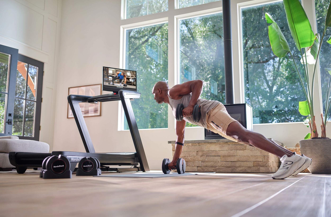 Tapis Roulant NordicTrack 2450 Haut de gamme, immersif avec écran 24¨ et iFIT